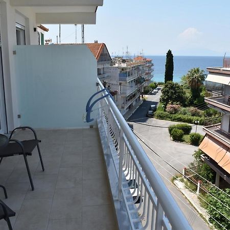Sea View Luxury Apartment In Nea Kallikratia. Nea Kallikrateia Exterior photo