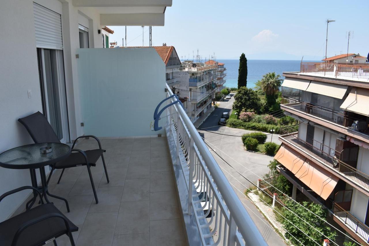 Sea View Luxury Apartment In Nea Kallikratia. Nea Kallikrateia Exterior photo
